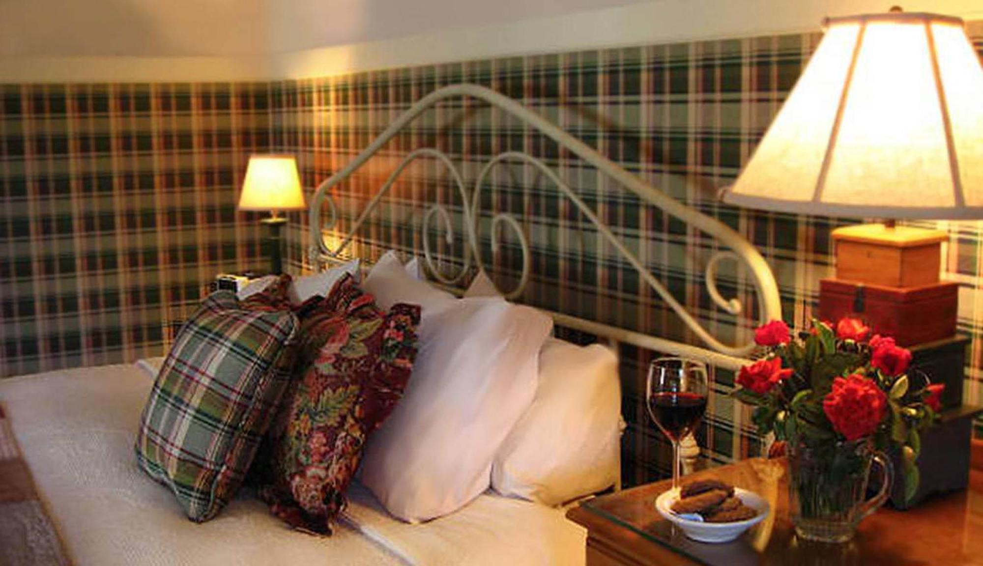Orchard Hill Hotel จูเลียน ภายนอก รูปภาพ